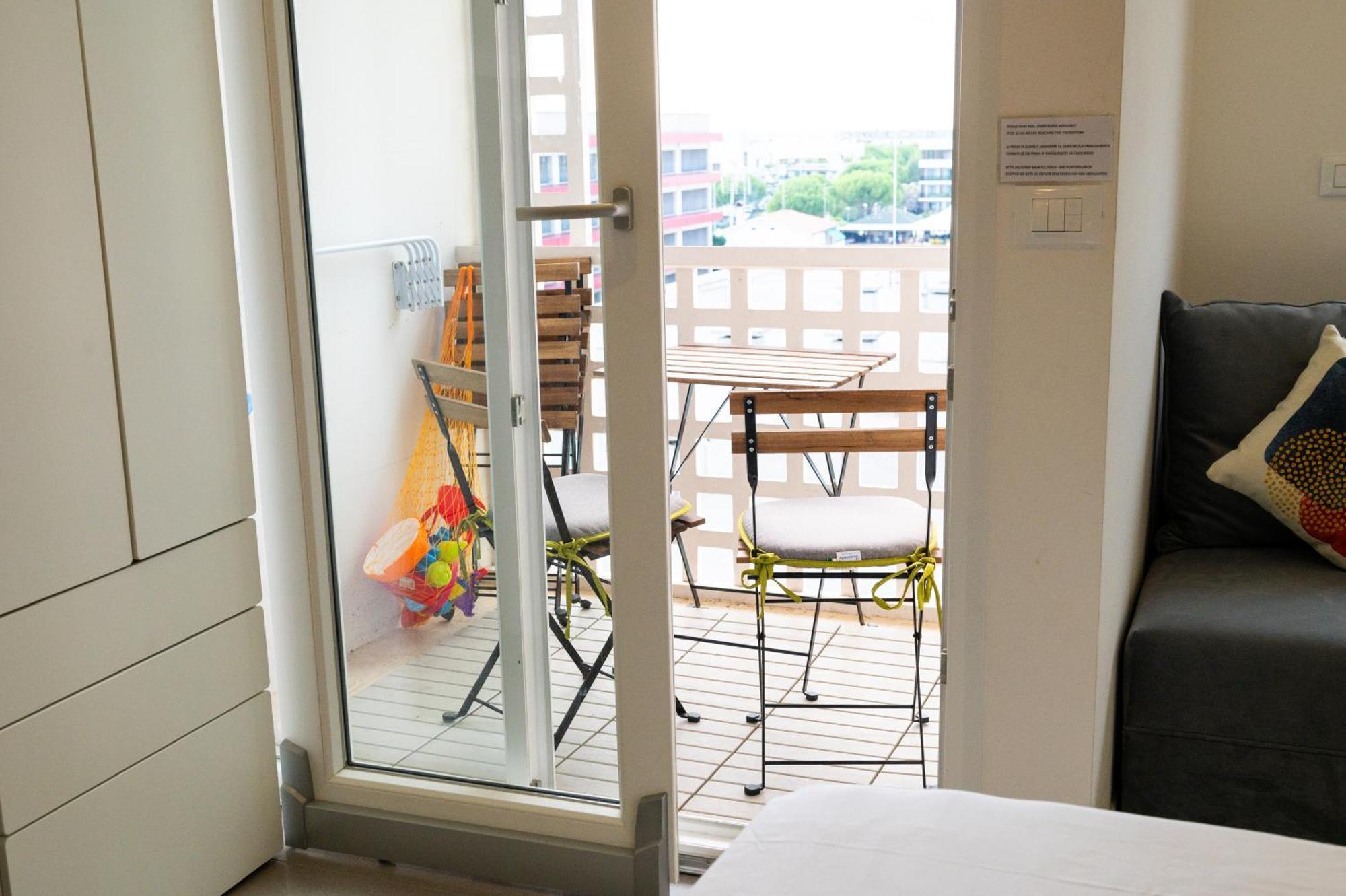 Appartement Monolocale Con Terrazza E Cucina à Lignano Sabbiadoro Extérieur photo